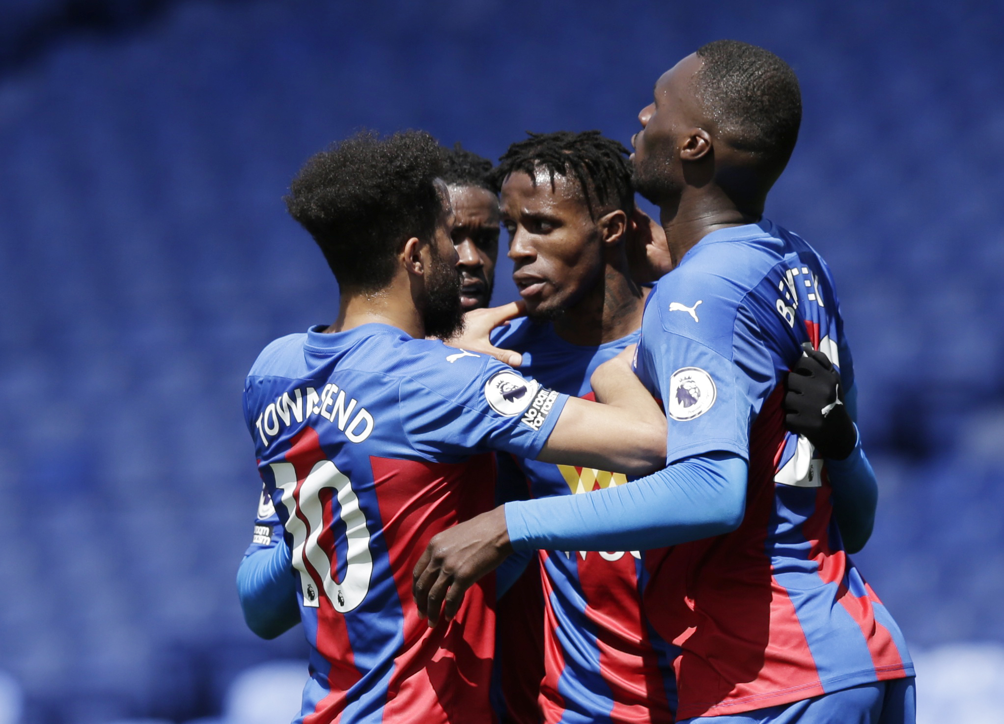 迅速跻身于 迅速跻身于