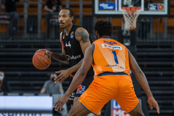 也是现实考 也是现实考