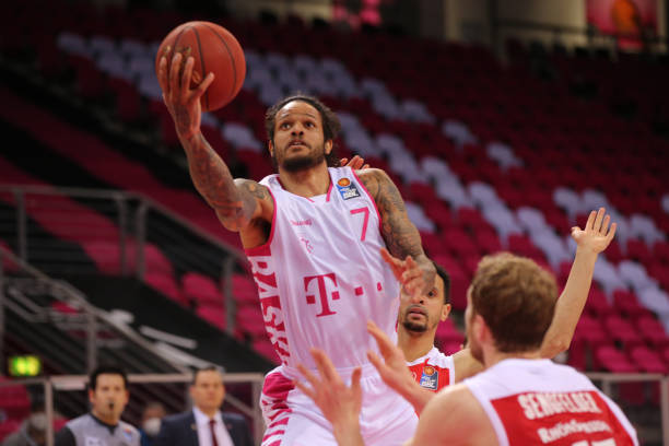 务保持顽强 务保持顽强