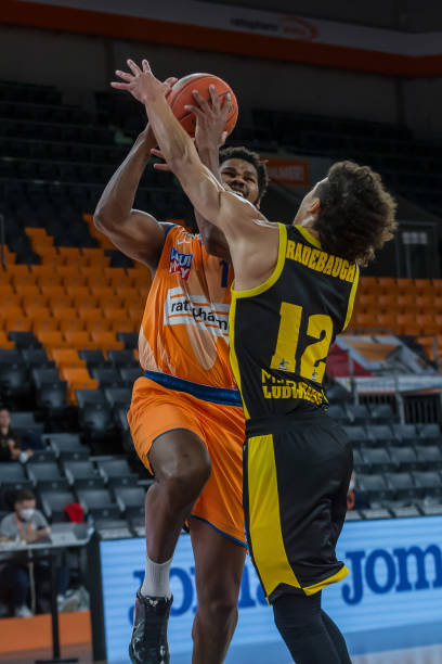 级女单八强 级女单八强